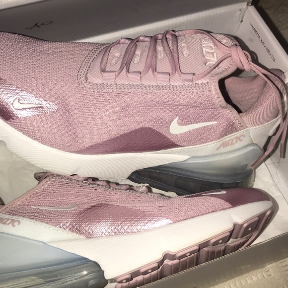 Shoes - Picture 3 of 4